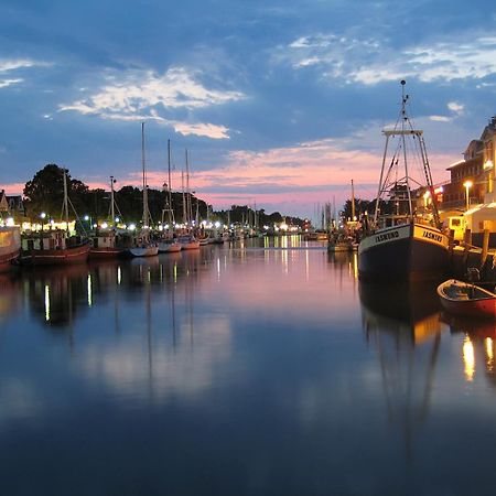 Haus Seazeit, Meersicht Rostock Esterno foto